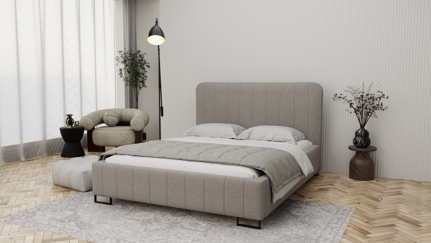 Lova Vela su aukštu minkštu galvūgaliu