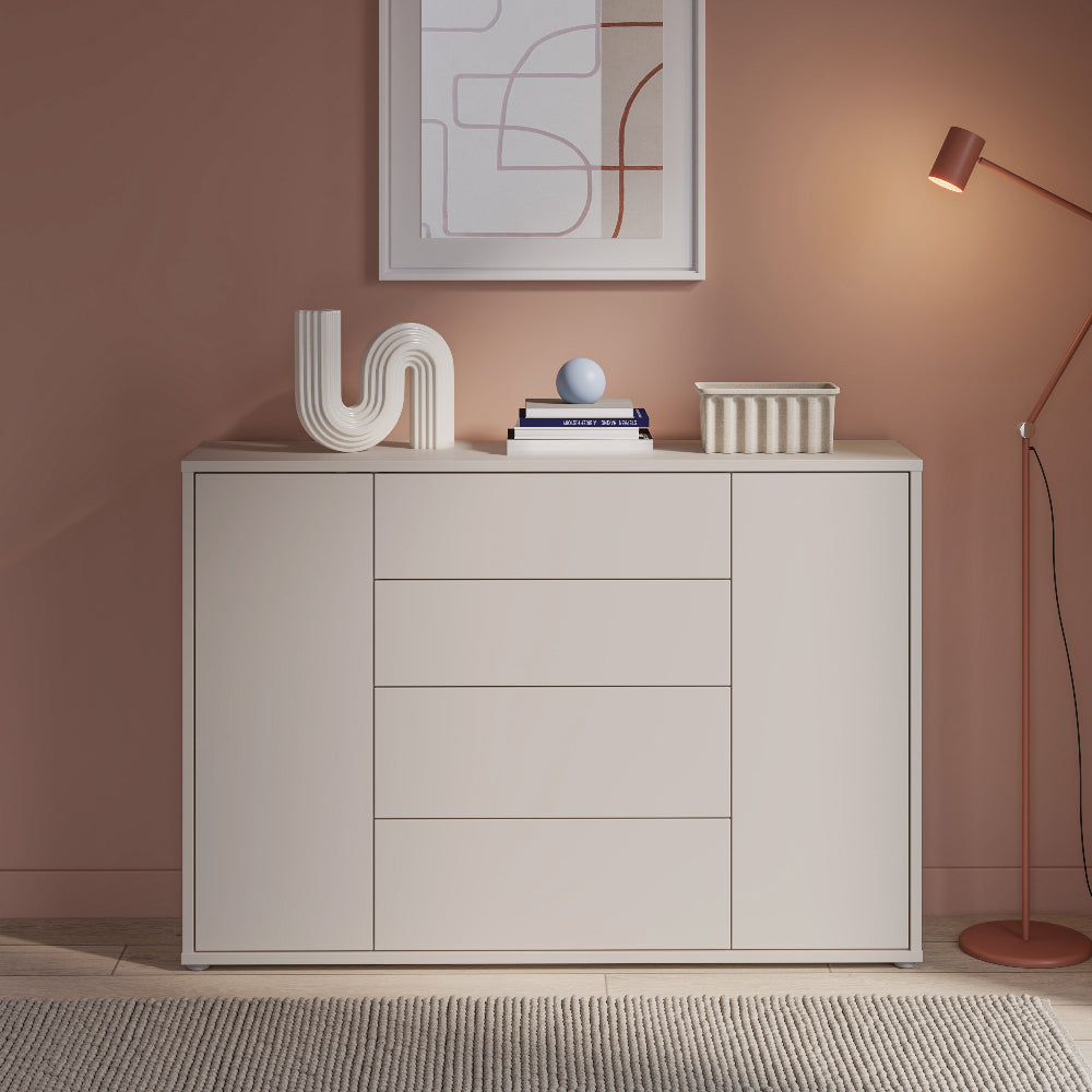 Komoda smėlio spalvos