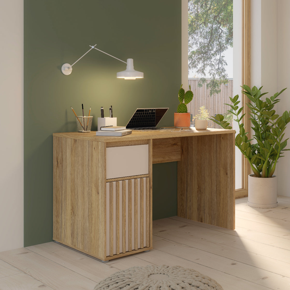 Eliston rašomasis stalas