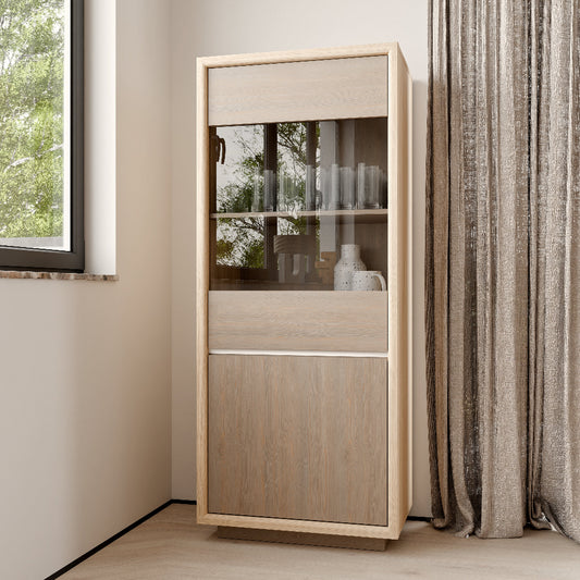 Ficar vitrina Riva Oak ir Imbiah Pine spalvos su lentynomis svetainei arba valgomajam